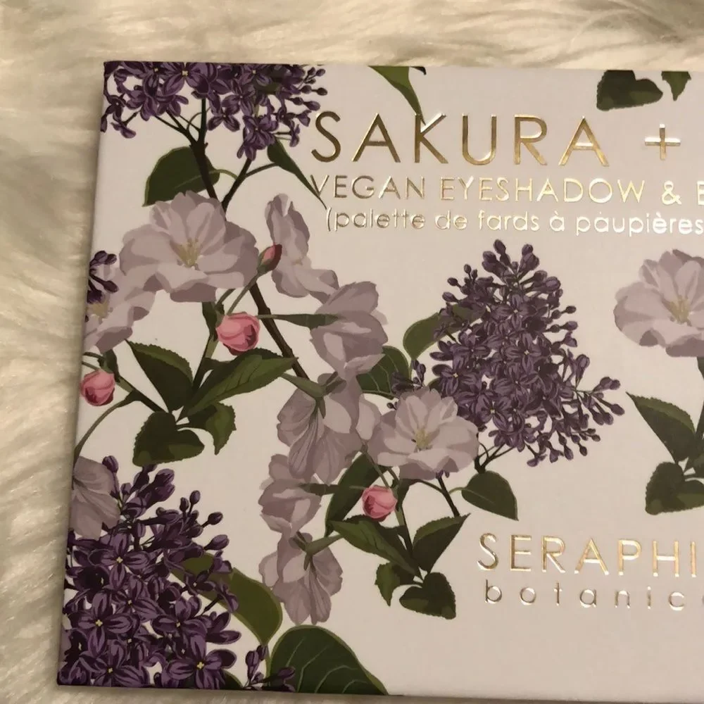 Seraphine Botanicals 6 Eyeshadows and 2 Blushs Palette New in Box
